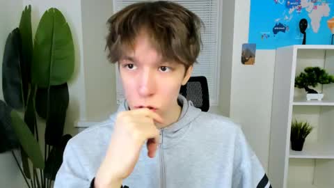 Mark online show from 04.25.26