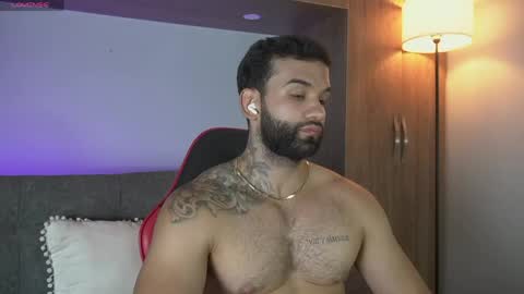 Mark online show from 04.18.26