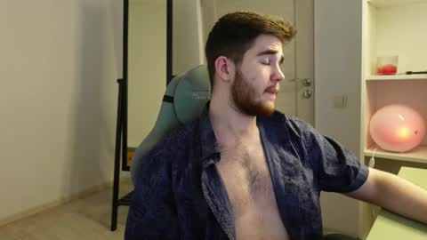 Snapshot of mark_maxim chatting on 10.16.25 MARK MAXIM online show from 10.16.25