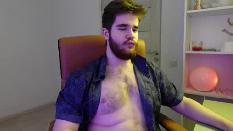 Snapshot of mark_maxim chatting on 11.15.25 MARK MAXIM online show from 11.15.25