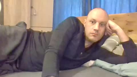 Snapshot of markus_7 chatting on 09.28.25 markus_7 online show from 09.28.25