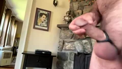 Snapshot of markygee43 chatting on 06.15.26 AveragePenisMan online show from 06.15.26