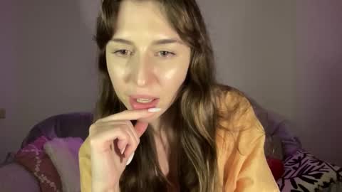 Mary online show from 11.03.25