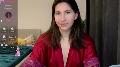 Snapshot of marrycolins chatting on 10.29.25 marrycolins online show from 10.29.25