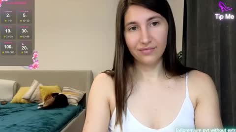 Snapshot of marrycolins chatting on 11.12.25 marrycolins online show from 11.12.25