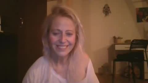 MaryGoRound online show from 01.17.25