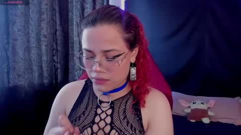 Snapshot of marsdoll chatting on 01.04.25 Marsdoll online show from 01.04.25