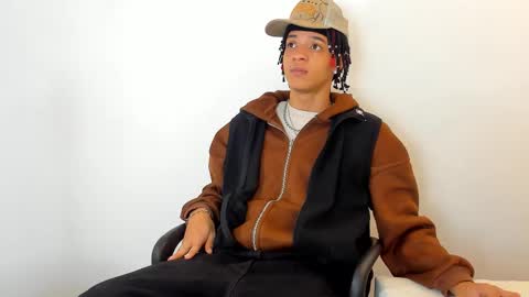 Snapshot of marshall_spencer chatting on 02.17.26 MARSHALL online show from 02.17.26