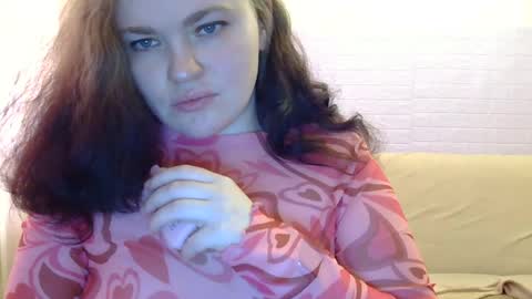 Snapshot of marshmellowsofia chatting on 06.23.26 marshmellowsofia online show from 06.23.26