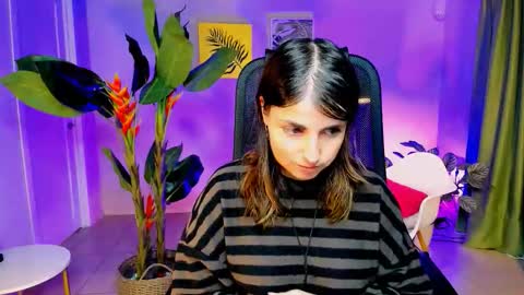 martaedams online show from 11.18.25