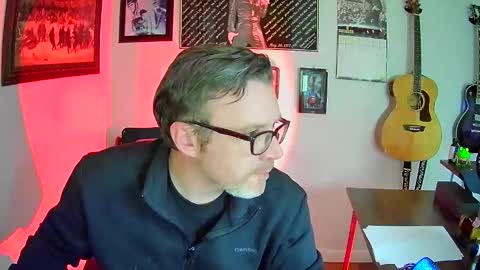 Snapshot of martcb1313 chatting on 10.22.25 martcb1313 online show from 10.22.25