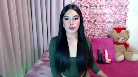 DONT FORGET TO FOLLOW ME AND GIVE ME A THUMBS UP GUYS- martha online show from 12.19.24