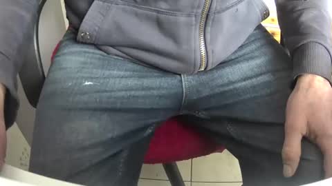 Snapshot of martial04 chatting on 01.29.25 martial04 online show from 01.29.25