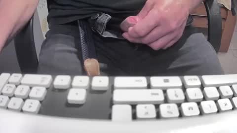 Snapshot of martial04 chatting on 03.08.25 martial04 online show from 03.08.25