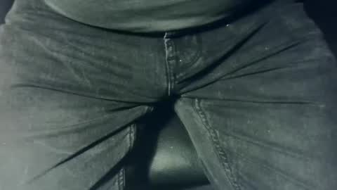 Snapshot of martial04 chatting on 11.20.25 martial04 online show from 11.20.25