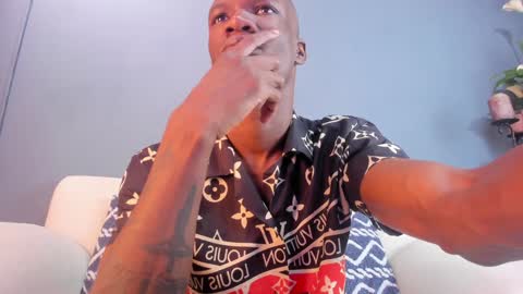 Snapshot of martin_killer chatting on 02.08.25 Martin online show from 02.08.25