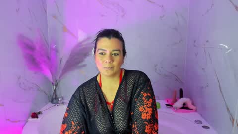 Snapshot of martina_foxy_ chatting on 02.02.25 MARTINA online show from 02.02.25