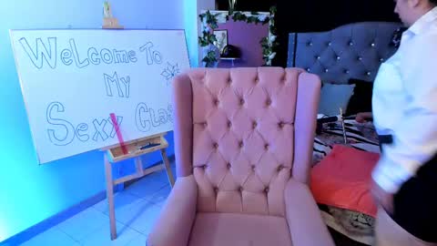 Snapshot of martina_foxy_ chatting on 03.07.25 MARTINA online show from 03.07.25