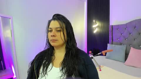 Snapshot of martina_foxy_ chatting on 12.03.25 MARTINA online show from 12.03.25