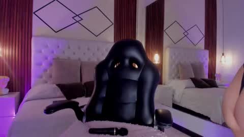 Snapshot of martina_haley chatting on 11.20.25 Martina online show from 11.20.25