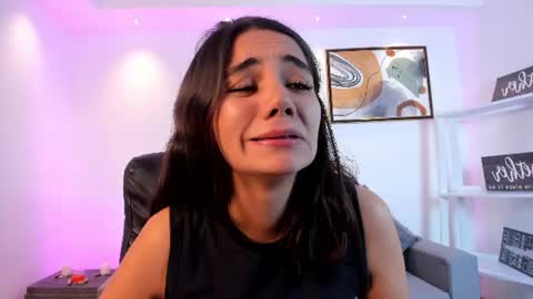Snapshot of martina_mancinii chatting on 07.14.26 Martina online show from 07.14.26