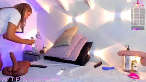 martina mIIler online show from 02.08.26