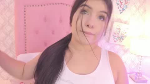 Snapshot of martina_rivera_ chatting on 03.05.26 Martina online show from 03.05.26