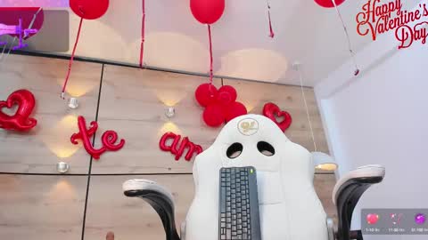 martina touss  online show from 02.15.25