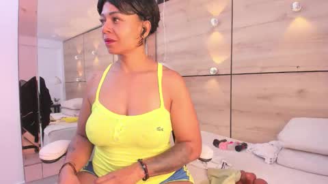 martina touss  online show from 10.29.25