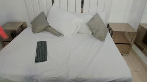 Martina Black online show from 12.21.24