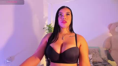 martina Bianchi  online show from 12.16.24