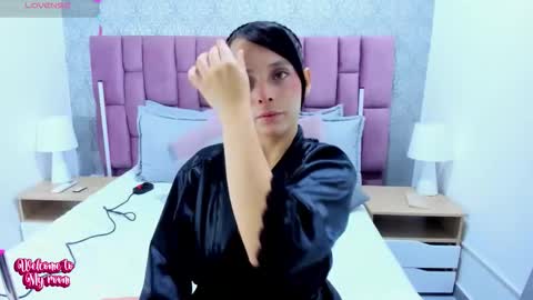 martina rizzi online show from 10.28.25