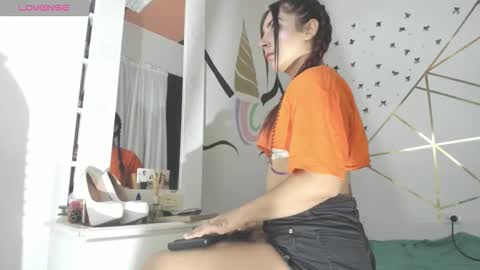 Snapshot of martinarossi chatting on 10.13.25 ... ... online show from 10.13.25