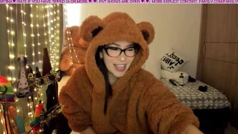 MARTINA online show from 10.31.25