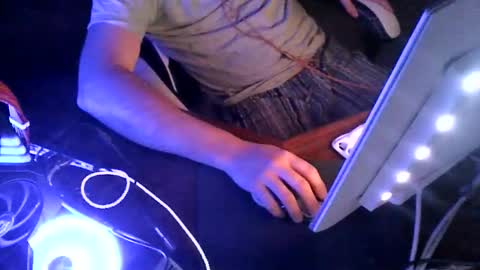 martingillesg online show from 03.28.26