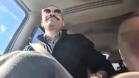 Snapshot of martymc64 chatting on 11.01.25 martymc64 online show from 11.01.25