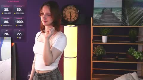 Hello im Caroline online show from 11.20.25