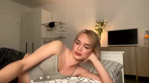 Mary online show from 12.05.24