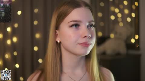 Snapshot of mary_hope_u chatting on 12.17.24 Mary online show from 12.17.24