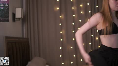 Snapshot of mary_hope_u chatting on 12.19.24 Mary online show from 12.19.24