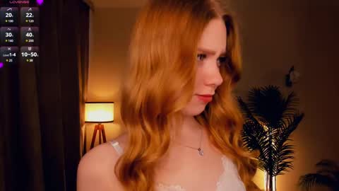 Snapshot of mary_hope_u chatting on 03.04.25 Mary online show from 03.04.25