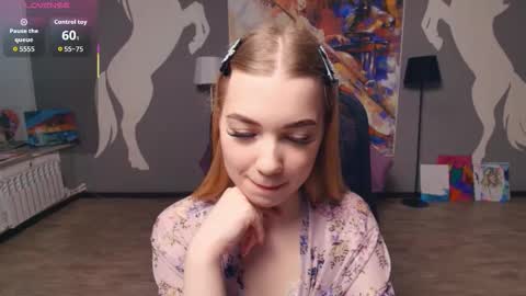 Snapshot of mary_hope_u chatting on 11.30.25 Mary online show from 11.30.25