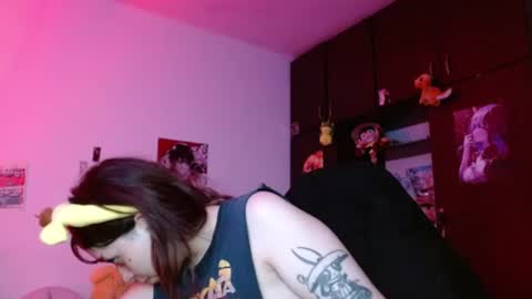                      100   online show from 06.13.26