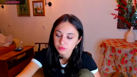 Snapshot of mary_marlow chatting on 12.24.24 Mary online show from 12.24.24