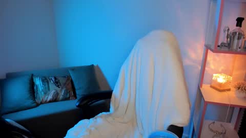 Mary GTM3Mon Wed Thu Sat Sun 0400 am-1030pm online show from 09.22.25