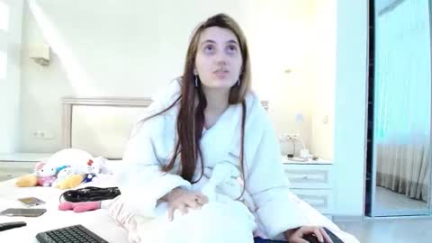 Snapshot of marya442004 chatting on 11.05.25 marya442004 online show from 11.05.25