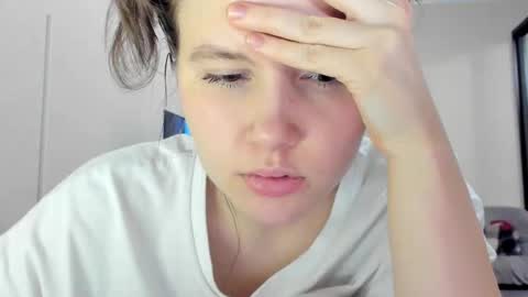 Snapshot of maryanncherry chatting on 02.14.26 Maryann online show from 02.14.26