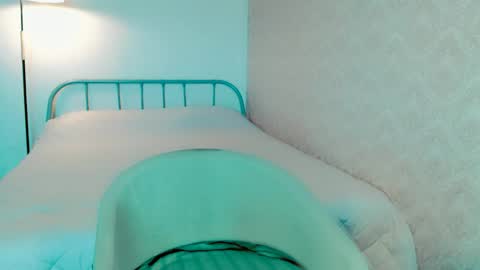 Anna online show from 04.04.26