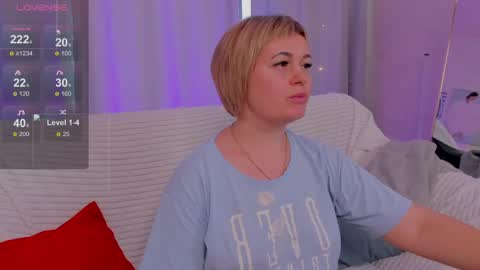 Snapshot of maryclars chatting on 03.24.26 Mary online show from 03.24.26