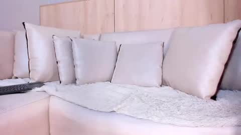   online show from 03.03.25